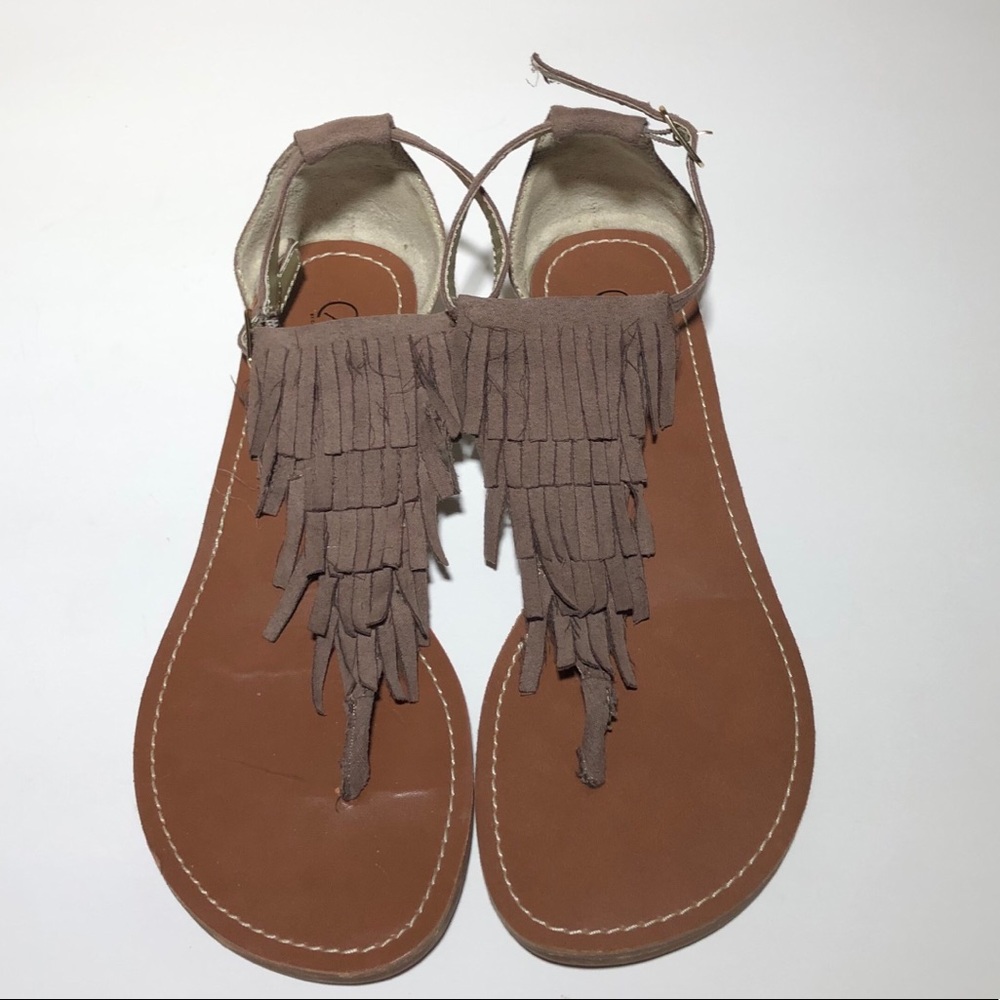 Carlos Santana Thong Sandals Taupe
